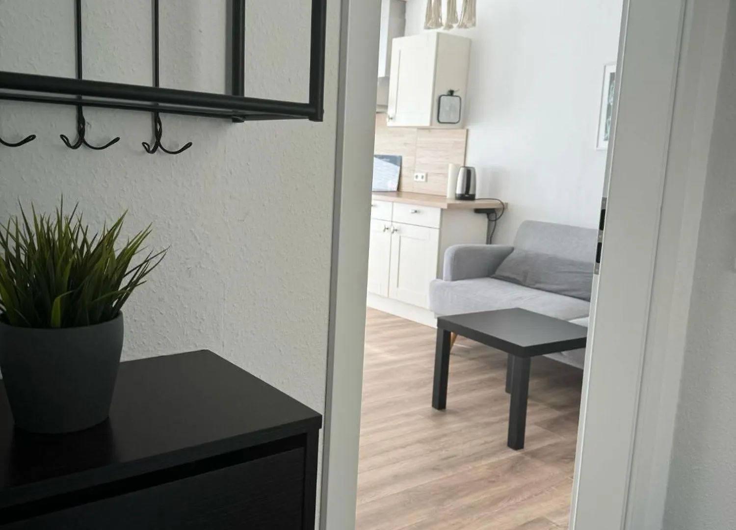 Top Location Business Suites Zwei Exklusive Apartments Am Phoenixsee دورتموند